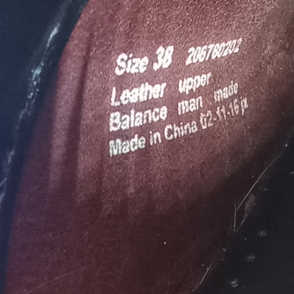 🔥CLOSING SALE DANSKO BROWN DISTRESSED Clogs sz38 - Picture 3 of 10